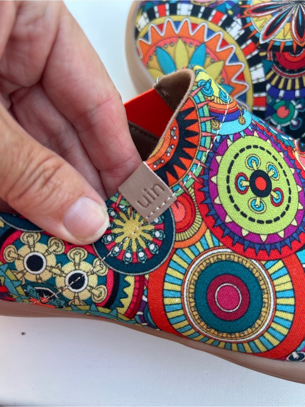 UIN Toledo Artistic Slip On Shoes Women’s Size 8 Colorful Mandala Comfort - Picture 5 of 5